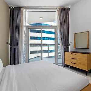 Unlock Waters Edge Apartment
