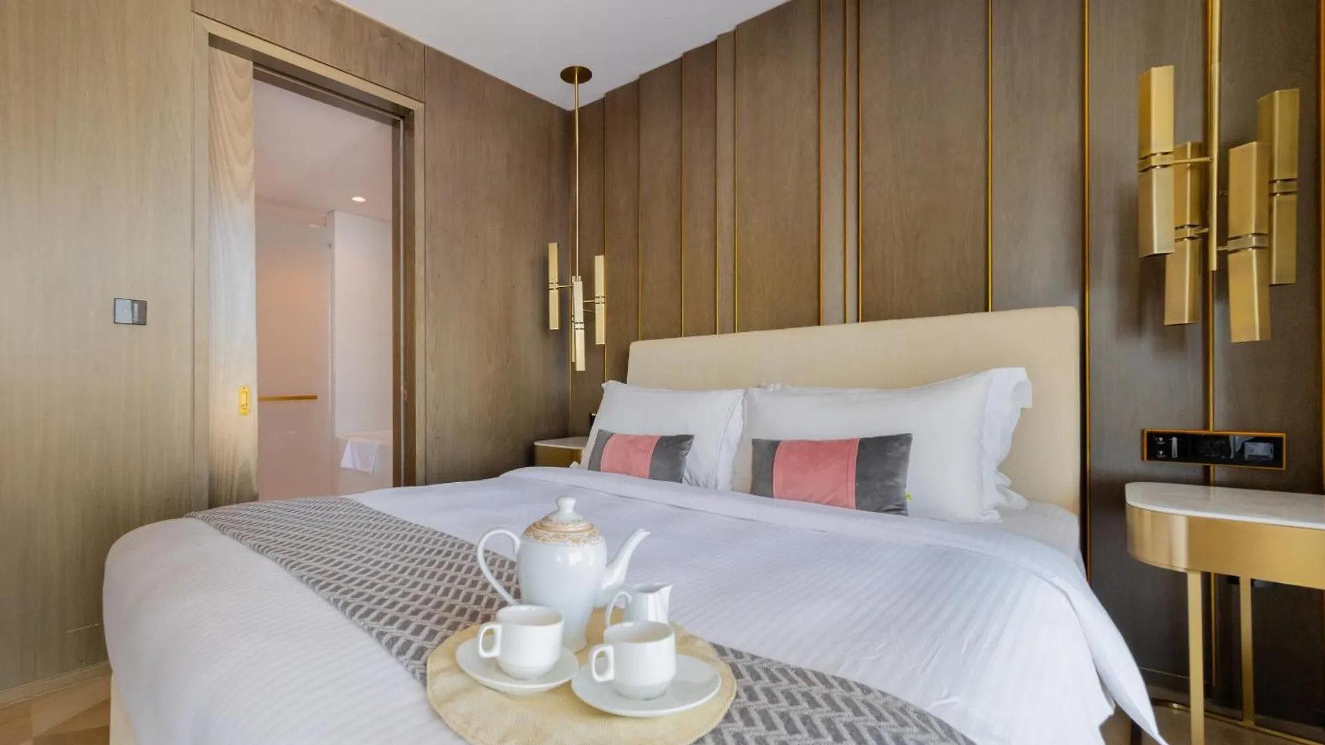 Eden'S Homes & Villas - Five Palm Residences Dubai